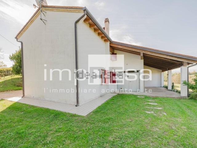 Casa in vendita a Nervesa Della Battaglia, Veneto