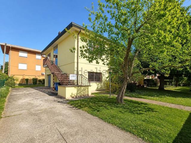 Casa in vendita a Stra, Veneto
