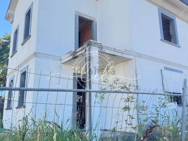 Casa in vendita a Frasso, Seravezza