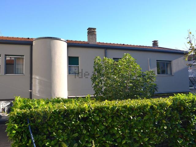 Casa in vendita a Como, Lombardia