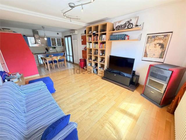 Casa in vendita a Vallefoglia, Marche