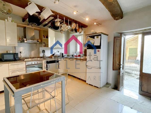 Casa in vendita a San Gemignano, Bagni di Lucca