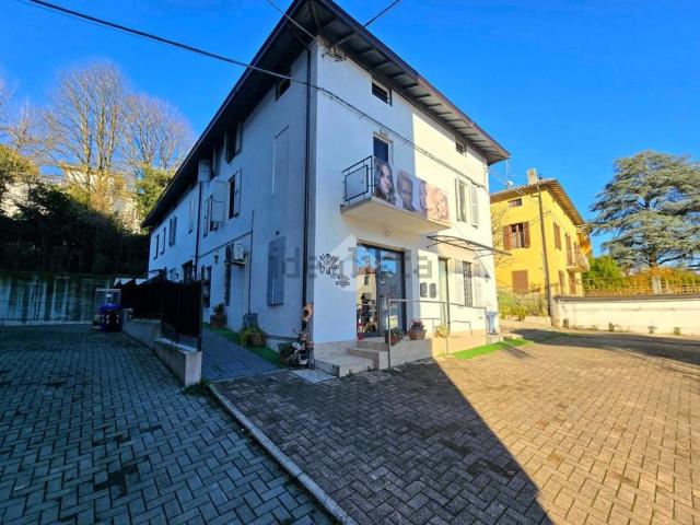 Casa in vendita a Traversetolo, Reggio Emilia