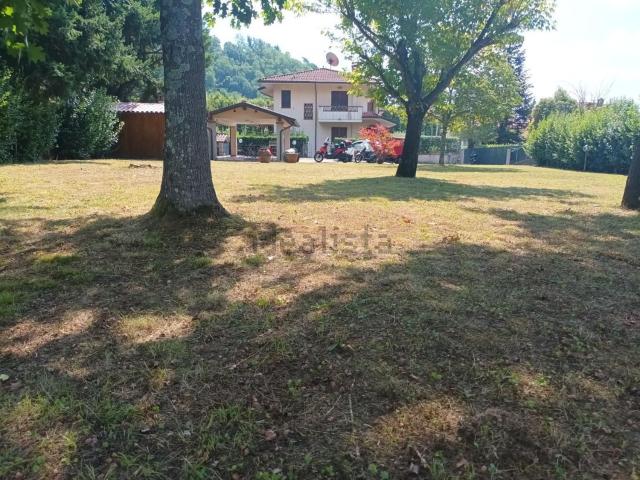Casa in vendita a Camaiore, Toscana