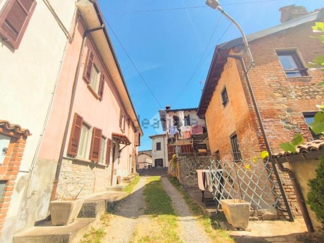 Casa in vendita a Piemonte, Alessandria
