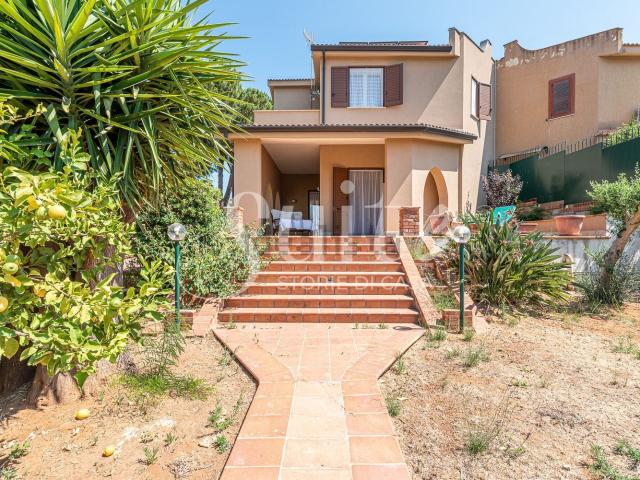 Casa in vendita a Terrasini, Sicilia