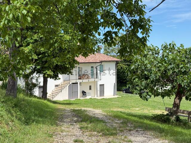 Casa in vendita a Saludecio, Reggio Emilia