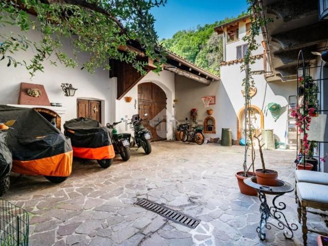 Casa in vendita a Pescate, Lombardia
