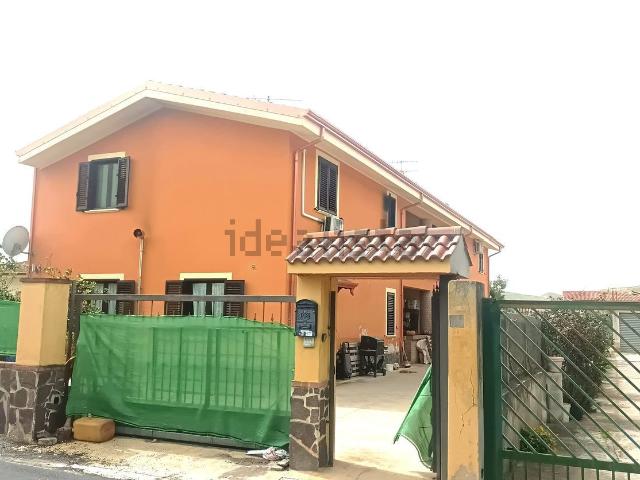 Casa in vendita a Calabria, Crotone