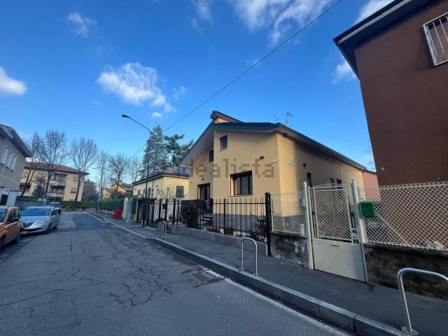 Casa in vendita a Zona Omogenea Milano Nord, Cinisello Balsamo