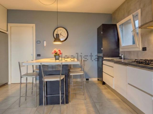 Casa in vendita a Soiano Del Lago, Lombardia