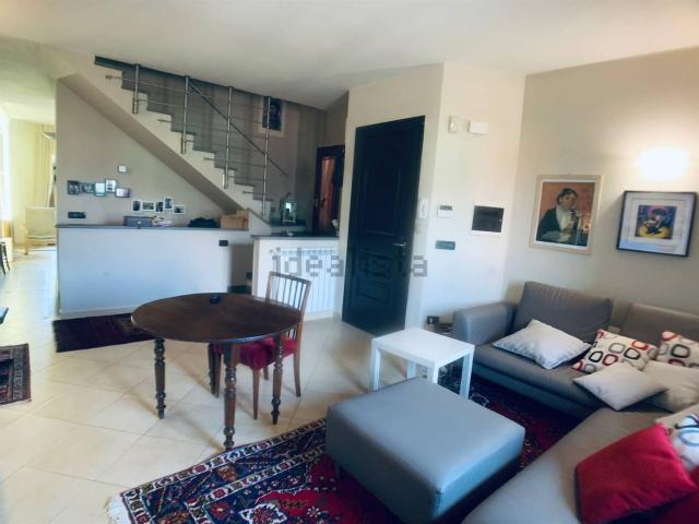 Casa in vendita a Ponte Buggianese, Borghino