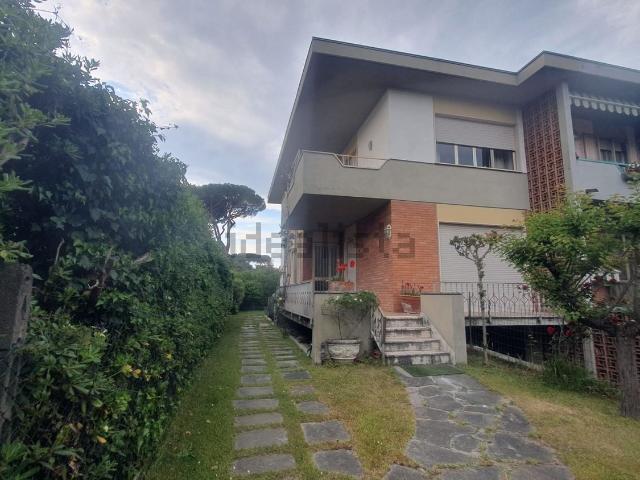 Casa in vendita a Tonfano, Toscana
