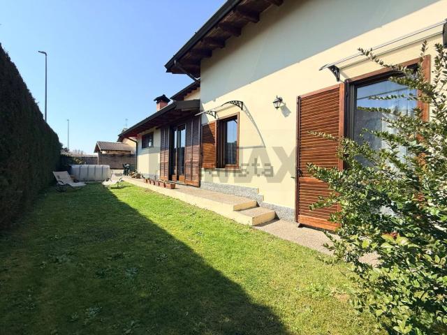 Casa in vendita a Vistarino, Lombardia