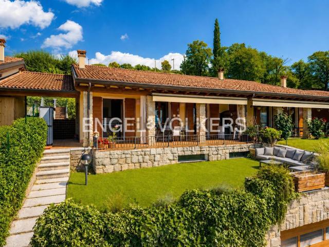 Casa in vendita a San Zeno Di Montagna, Veneto