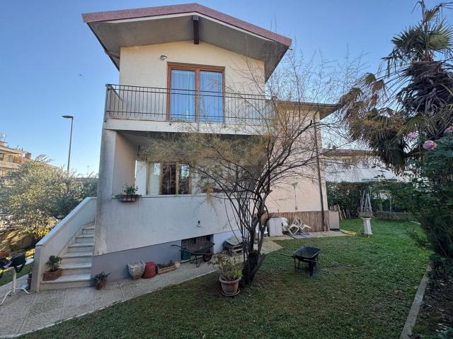 Casa in vendita a Civitella in Val di Chiana, Badia Al Pino