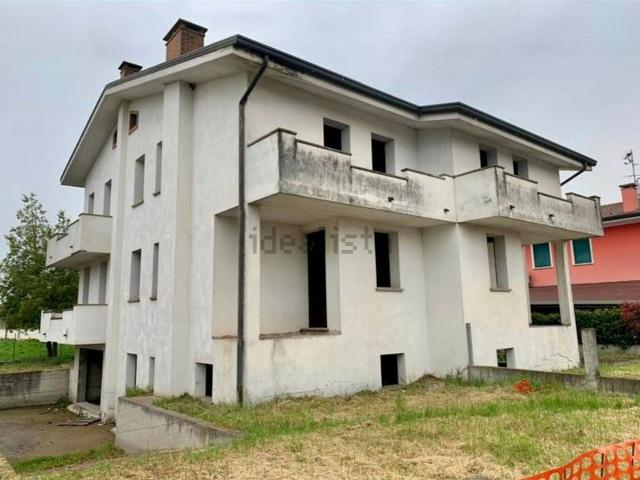 Casa in vendita a Borgo Veneto, Taglie
