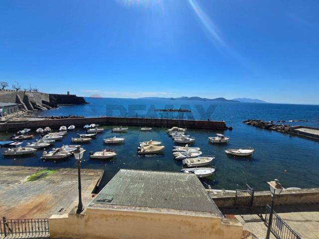 Casa in vendita a Porta a Terra, Piombino