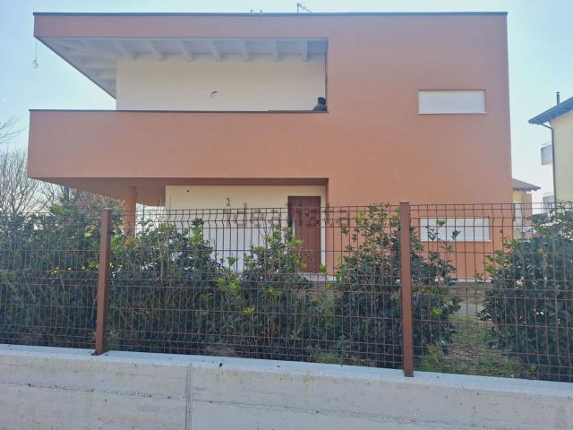 Casa in vendita a Loreggia, Padova