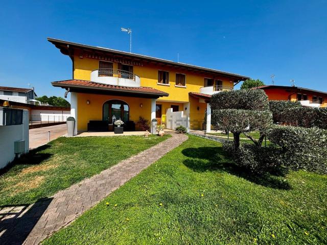 Casa in vendita a Fiume Veneto, Friuli-Venezia Giulia