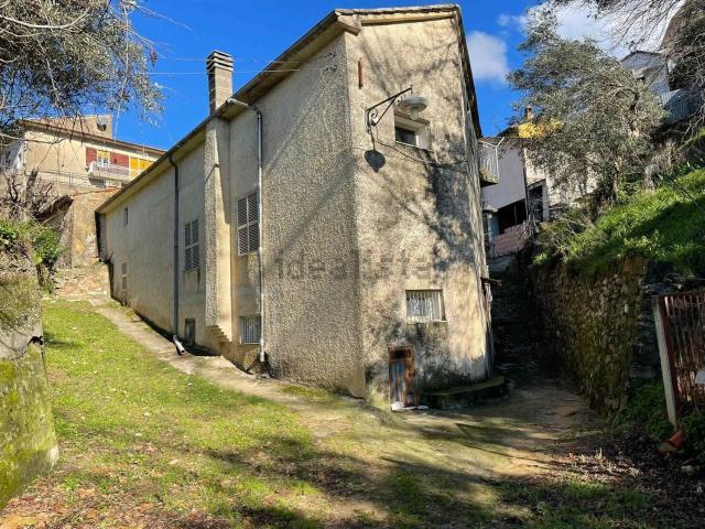 Casa in vendita a Calabria, Cosenza