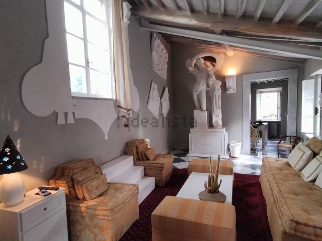 Casa in vendita a Carrara, Toscana