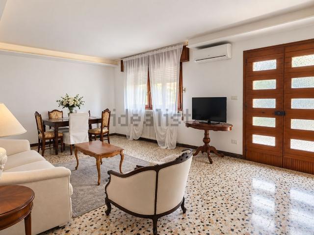 Casa in vendita a Este, Padova