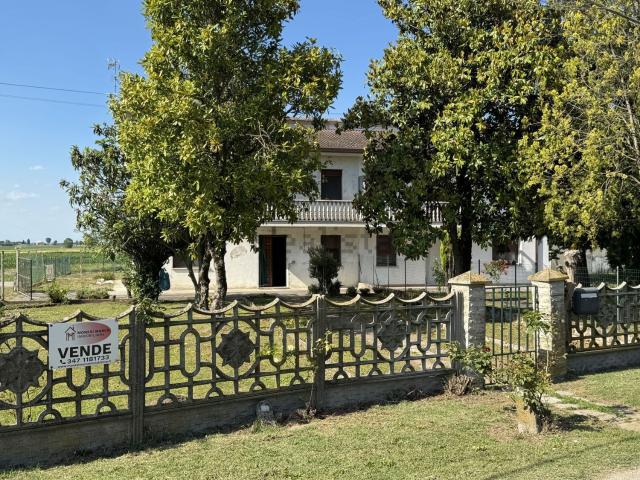 Casa in vendita a Salara, Veneto