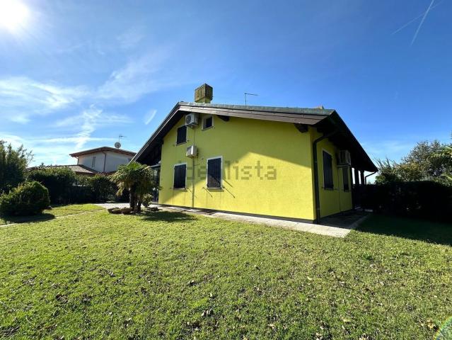 Casa in vendita a Rosolina, Veneto