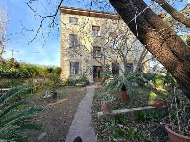 Casa in vendita a Zone, Capannori