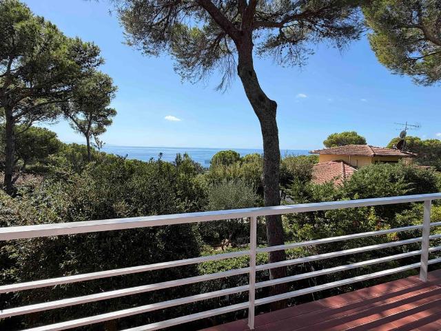 Casa in vendita a Quercianella, Livorno
