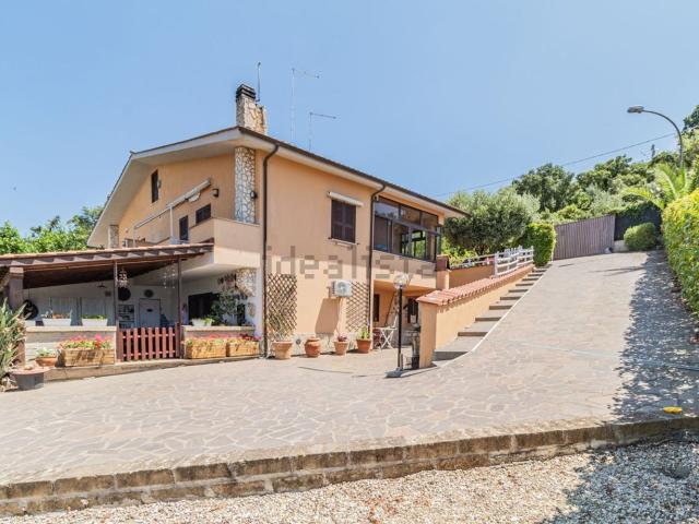 Casa in vendita a Cerqueto, Roma Capitale