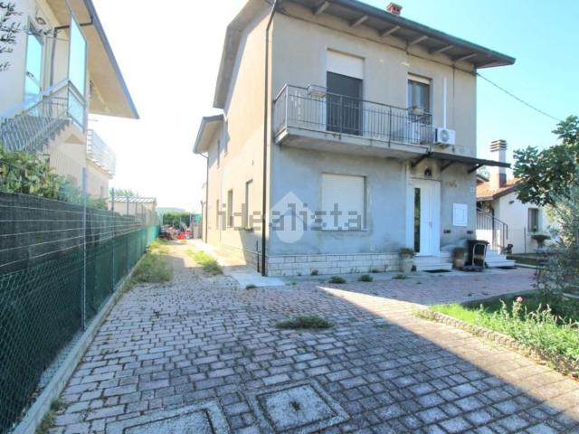 Casa in vendita a Case della Chiesa, Cesena