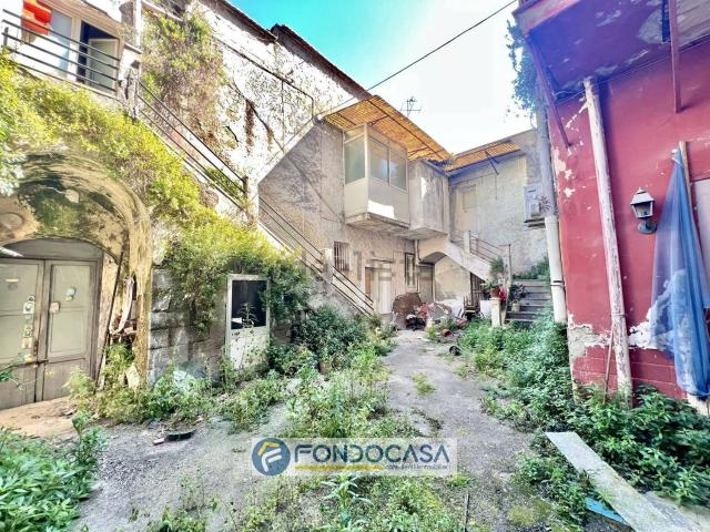 Casa in vendita a Sant'antimo, Campania