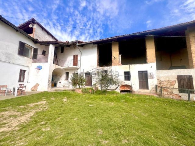 Casa in vendita a Piemonte, Asti