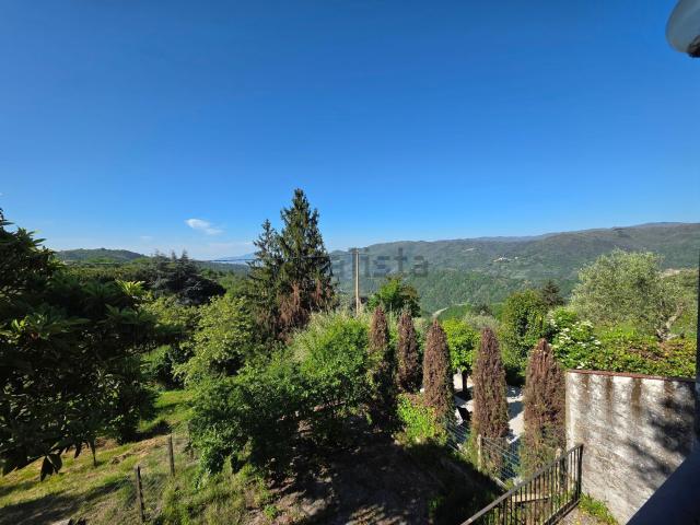 Casa in vendita a San Lorenzo a Cerreto, Uzzano E Castello