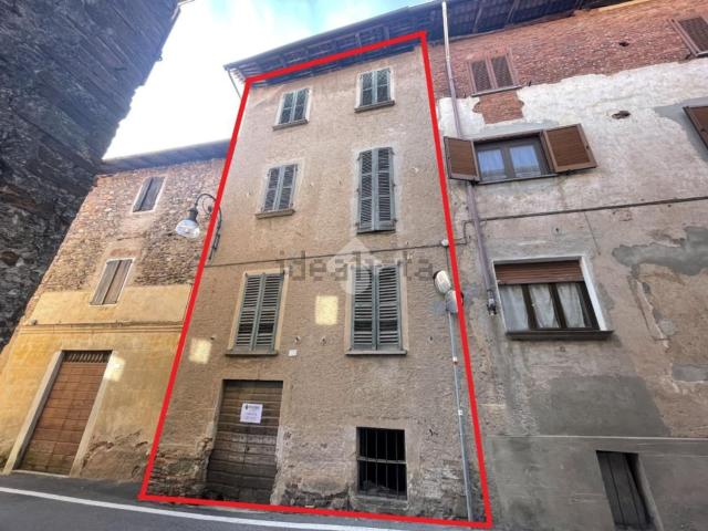 Casa in vendita a Piemonte, Novara