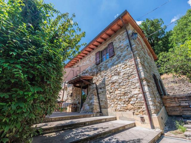 Casa in vendita a Pilarciano, Vicchio