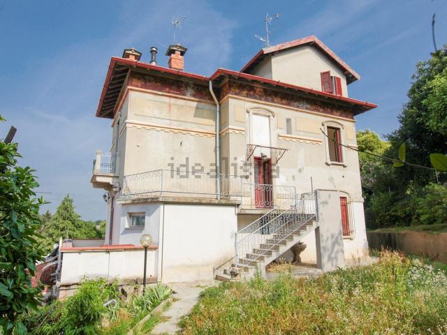 Casa in vendita a Cadorago, Lombardia
