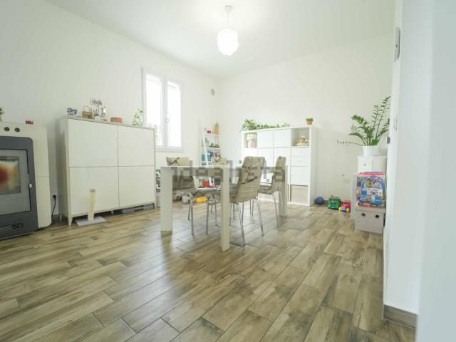 Casa in vendita a Longiano, Reggio Emilia