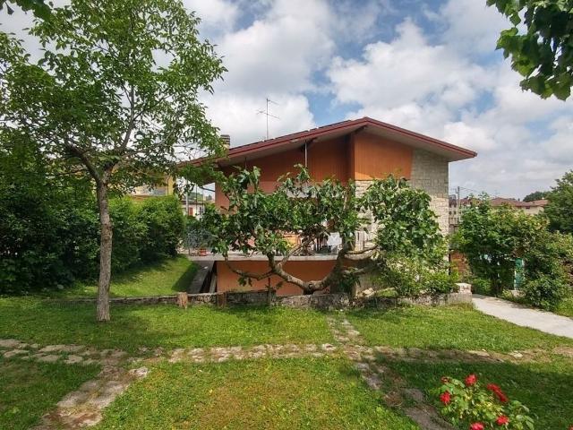 Casa in vendita a Unione di comuni Terre di Castelli, Zocca