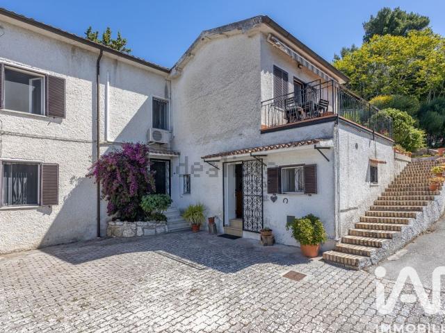 Casa in vendita a Sirolo, Ancona