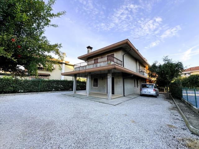 Casa in vendita a Colmello, Marcon