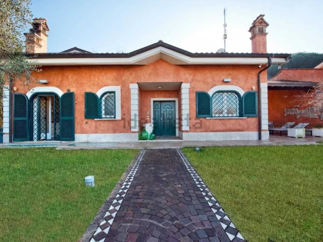 Casa in vendita a Squarciarelli, Roma Capitale