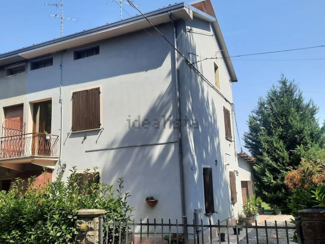 Casa in vendita a Pianura Reggiana, Re