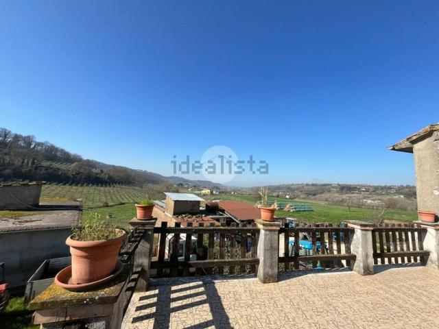 Casa in vendita a Borgonuovo, Tarano
