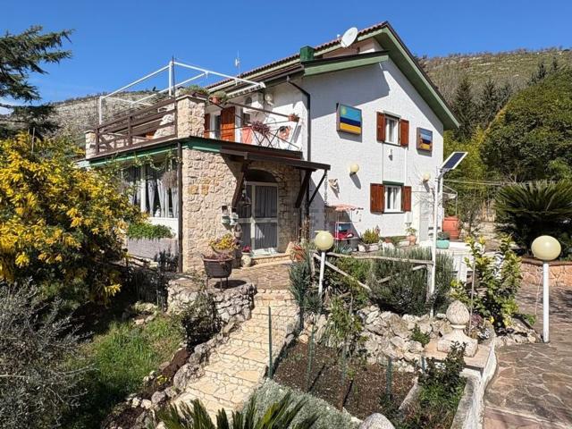 Casa in vendita a Campodimele, Lazio