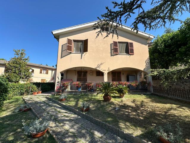 Casa in vendita a Marche, Ascoli Piceno