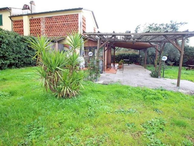 Casa in vendita a Camigliano Santa Gemma, Capannori