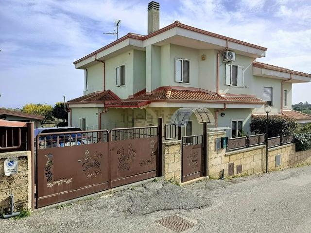 Casa in vendita a Calabria, Vibo Valentia